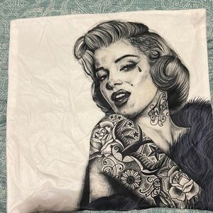 Pinup Girl Pillow Case